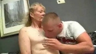 Hairy Pussy Granny Stripped And Cock Sucks